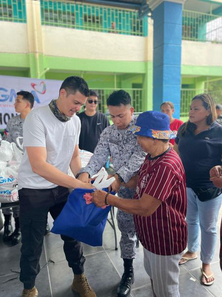 Dingdong Dantes spends hundreds of thousands of dollars to help children and the poor